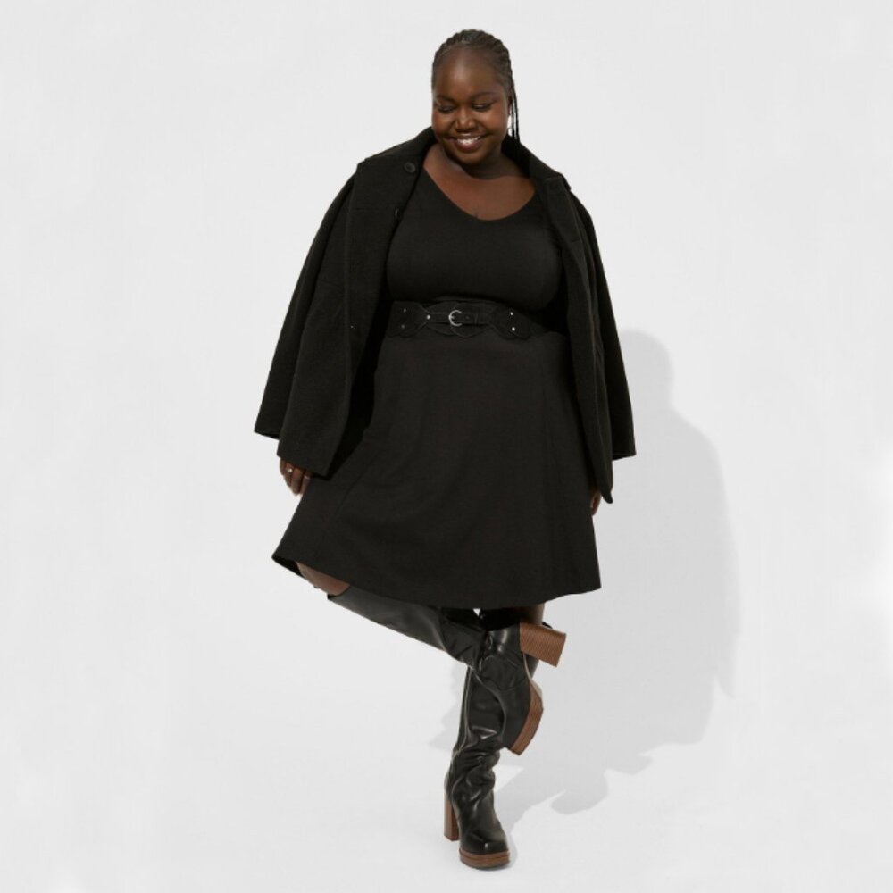 NWT Torrid Black Mini Ponte V-Neck Skater Dress Size 0